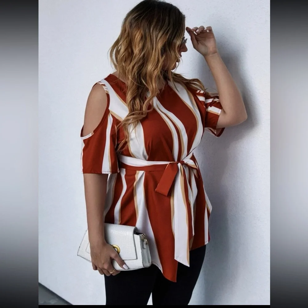 Color Block Cold Shoulder Blouse - Picture 8 of 12